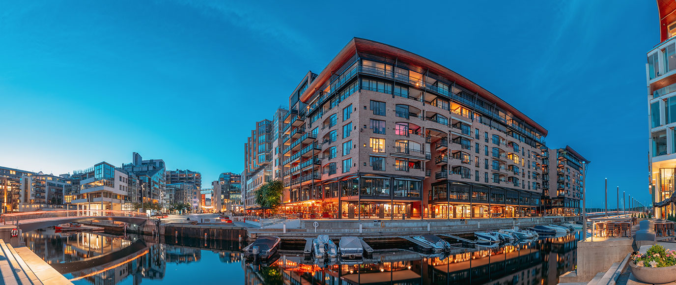 Bestill med gratis avbestilling i NorgeComfort Hotel Xpress Youngstorget fr. 2 920/3 netter, 2 voksne &amp; 2 barn