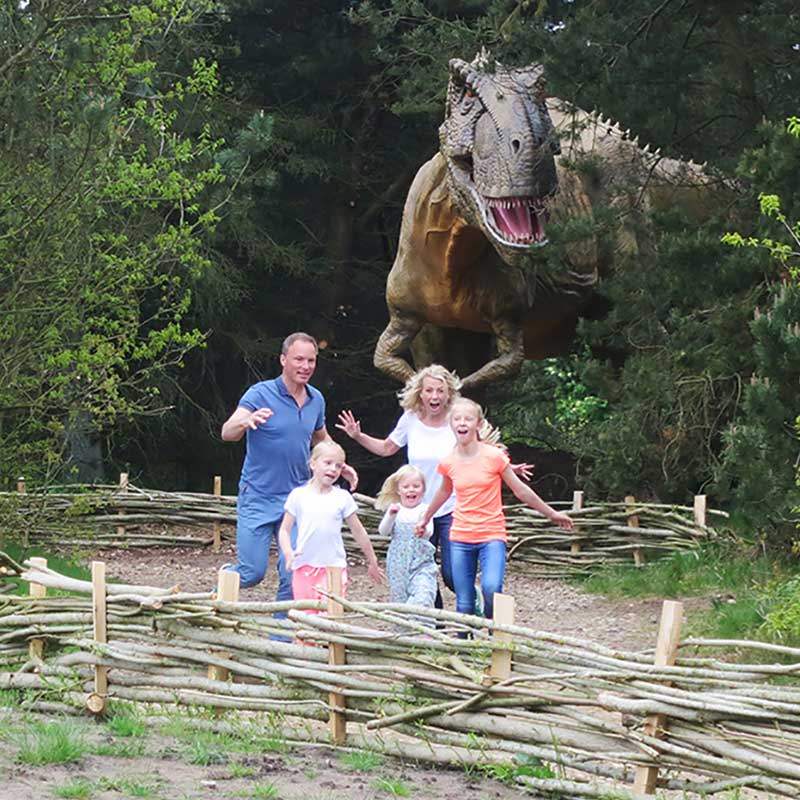 GIVSKUD ZOO DINOSAURIEPARKEN