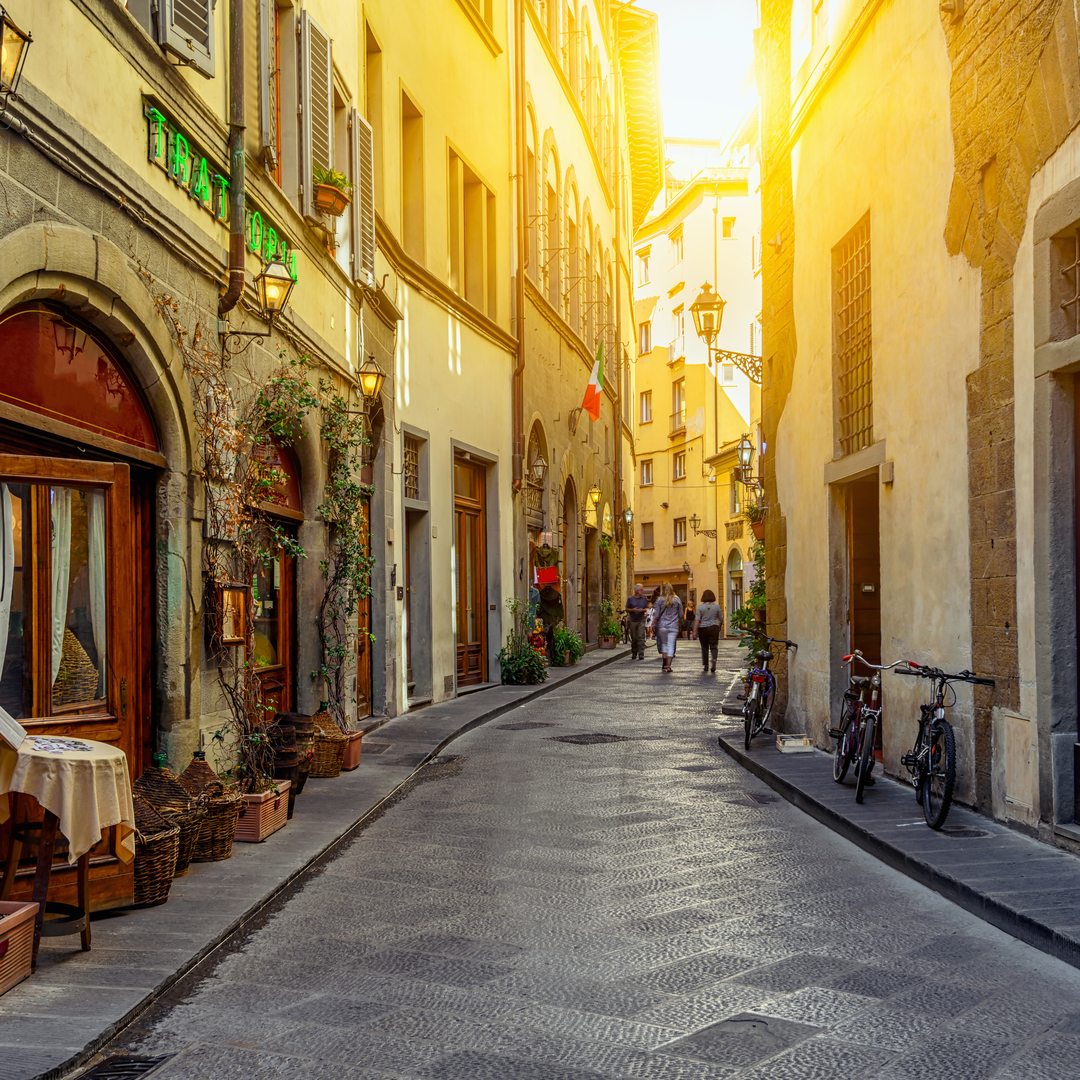 Gemütliche Rundreise: 1 Woche Italien2 Nächte in Verona3 Nächte in Venedig2 Nächte in Florenz
 