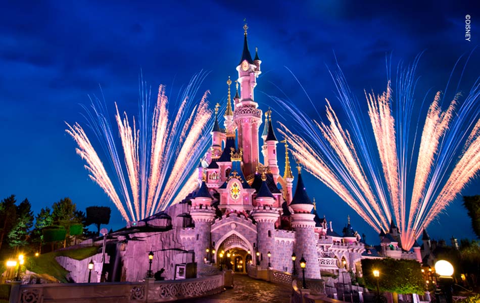 Disney Illuminations Show 950X600